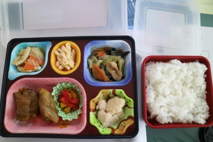 業者の給食の写真